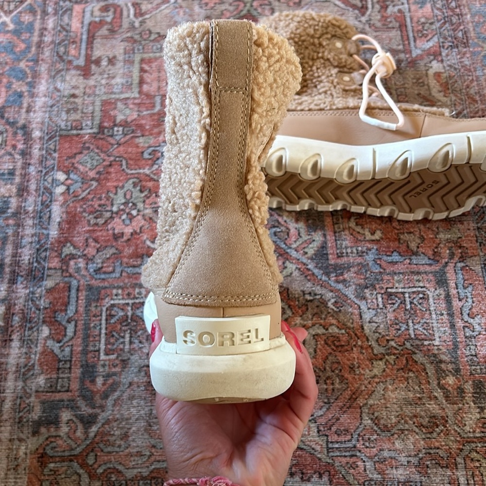 Sorel woman’s explorer Joan cozy boot - Picture 5 of 5